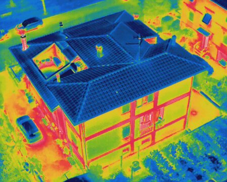 Ispezione termografica con drone su impianto fotovoltaico